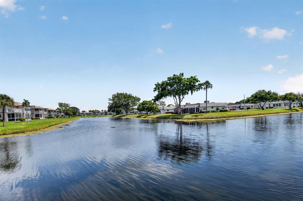 Lakeside grounds at Kings Point, Delray Beach